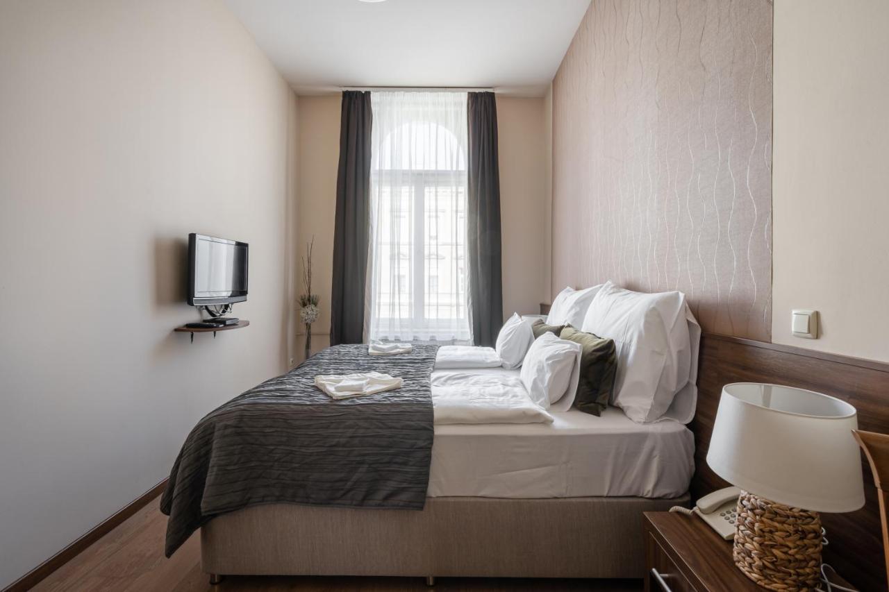Elit Boutique Rooms- Best Location By Bqa Budapest Exterior photo